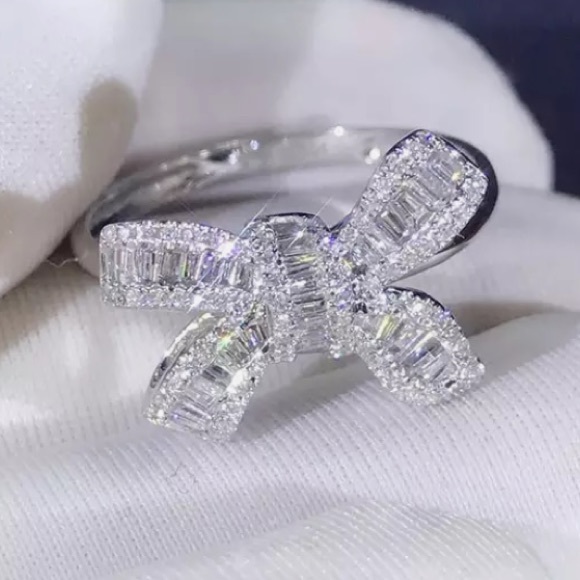 THIS ABSOLUTELY STUNNING PAVE CRYSTALS RING WILL TURN HEADS WHEREVER YOU WEAR IT - Picture 2 of 8